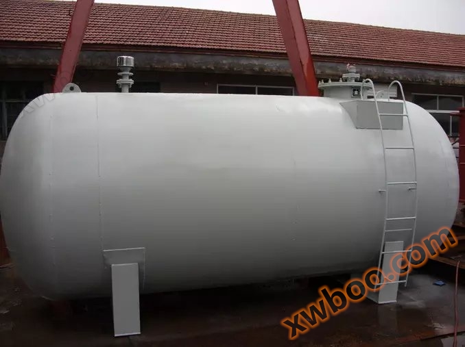 Výroba vertikálních a horizontálních nádrží z nerezové oceli